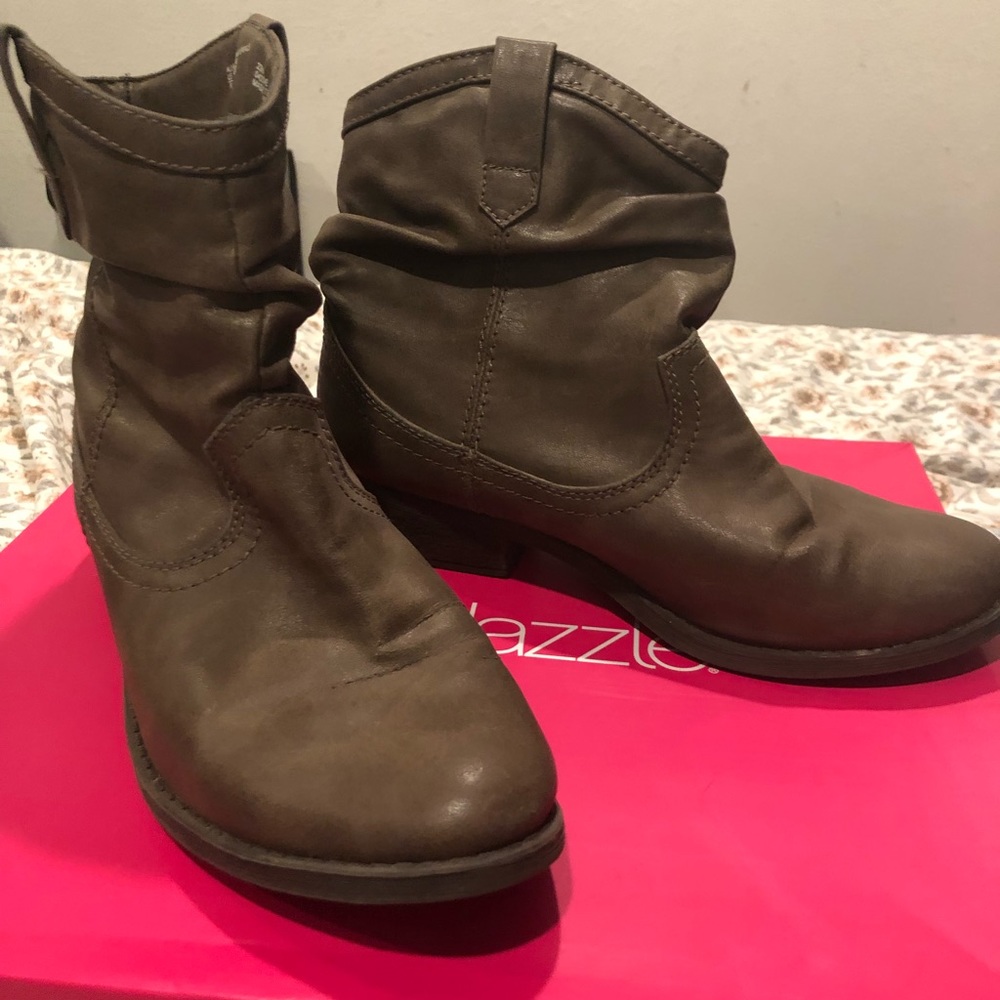 Cute brown ankle boots